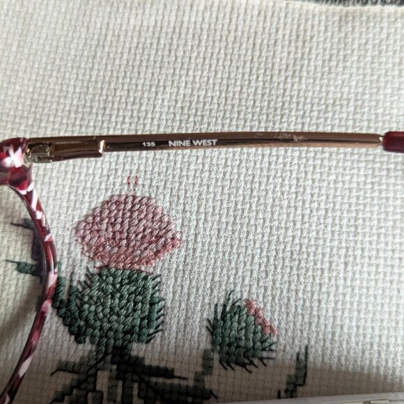 Nine West Eyeglasses Frame NW8003 619  Purple Tortoise Full Rim 49 18 135 & Case - Picture 4 of 7